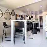 B&W Port Nature Luxe - Coursive - Vue Port - Chambre Separee - Village Naturiste Agde