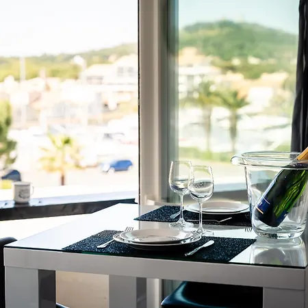 B&W Port Nature Luxe - Coursive - Vue Port - Chambre Separee - Village Naturiste Apartamento